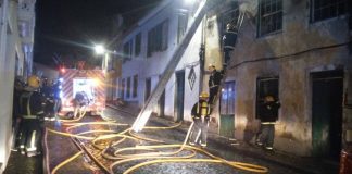 Incêndio Urbano destrói habitação no Faial