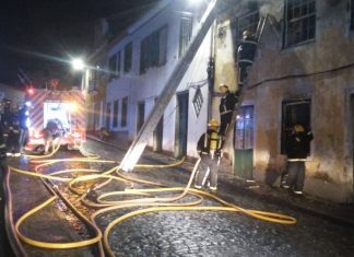 Incêndio Urbano destrói habitação no Faial