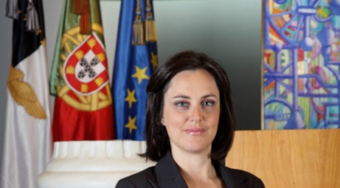 Ana Luís apresenta o seu pesar pelo falecimento de Mário Soares DR