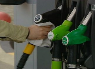 Combustíveis aumentam dois cêntimos por litro nos Açores DR