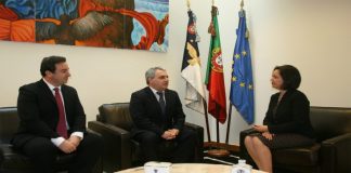 Região entrega à ALRAA proposta de Orçamento para 2017 DR/GACS