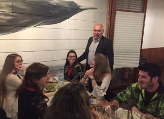 CMH junta estudantes faialenses em jantar convívio em Lisboa