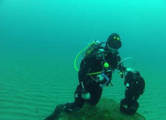 MERGULHADORES DA MARINHA E DA POLICIA MARÍTIMA EMPENHADAS NA VIGILÂNCIA SUBAQUÁTICA DA RESERVA DA RIBEIRA QUENTE