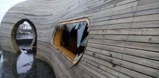 Cella Bar foi destruído pelas ondas