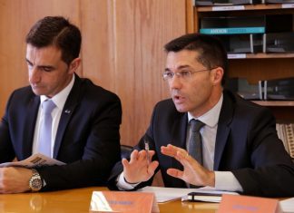 PSD/Açores questiona Governo sobre implementação do sistema RISE no aeroporto da Horta