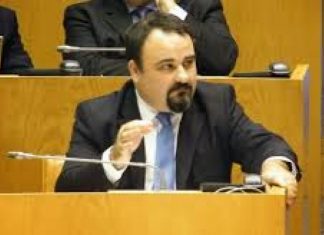 PPM pede demissão da Presidente do Parlamento “devido à sua absoluta falta de isenção e incumprimento da Lei e do Regimento”