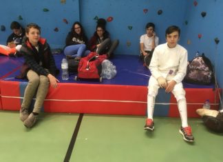ESGRIMA – Atletas do Clube de Esgrima do Faial participam no Circuito Juvenil 3 em Sintra