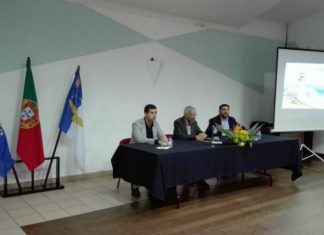 O Farol da Ribeirinha vai ser reabilitado