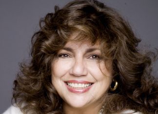 Patricia Cori: best-seller escolhe Faial para viver