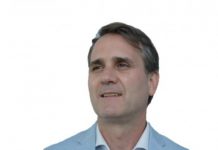 O Polivalente do Largo D.Luís e o seu Apêndice (Torre do Relógio) DR