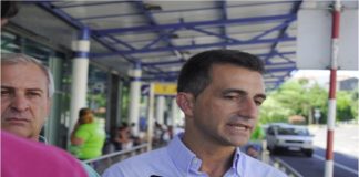 Carlos Ferreira quer reunião extraordinária do Conselho de Ilha para debater serviço da SATA no Faial DR