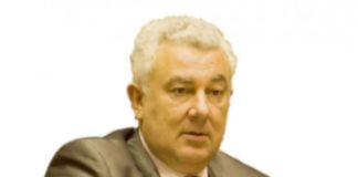 Manuais escolares: uma boa medida… má aplicada! DR