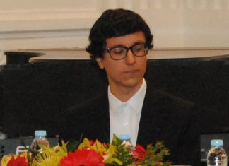 Tiago Silva solicita explicações ao vice-presidente da CMH TI