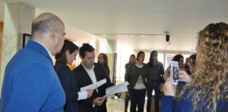 Sindicato Democrático dos Professores dos Açores entrega moção a partidos políticos TI