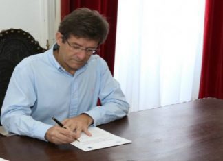 Reitor da UAç desconhece proposta para o encerramento do IMAR DR