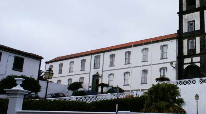 DR