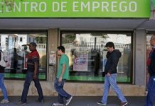Desemprego volta a baixar nos Açores DR