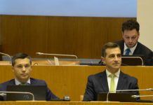 PSD/Açores – Governo Regional tem de esclarecer se pretende unir Hospital da Horta e Unidade de Saúde DR
