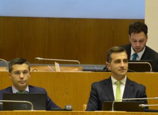 PSD/Açores – Governo Regional tem de esclarecer se pretende unir Hospital da Horta e Unidade de Saúde DR