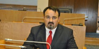 Paulo Estevão em entrevista ao Tribuna das Ilhas – “A falta de alternância política e o domínio ‘eterno’ dos mesmos de sempre está a matar a democracia nos Açores” TI