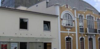 Teatro Faialense – Cidadãos queixam-se das reservas de lugares antes da abertura da bilheteira DR