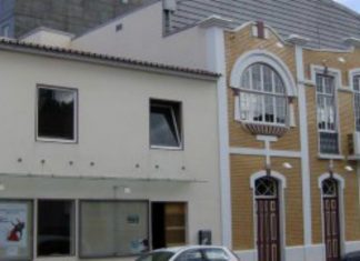 Teatro Faialense – Cidadãos queixam-se das reservas de lugares antes da abertura da bilheteira DR