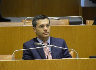 Entreposto frigorífico da Horta – PSD/Açores volta a denunciar degradação e defende a sua urgente requalificação DR
