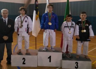Karaté – Manuel Bettencourt campeão regional em iniciados DR