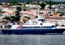 “Expresso do Triângulo” – Atlânticoline vende catamaran à empresa Black and Blue, S.A. por 75mil euros DR