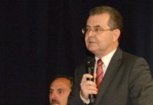 Greve dos Professores – Partidos Políticos Regionais exigem a demissão do Secretário Regional da Educação DR