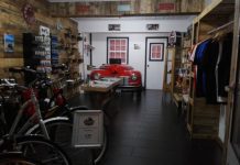 Gift Shop – Gosto de recuperar viaturas antigas leva à abertura da Azores Hot Rod DR