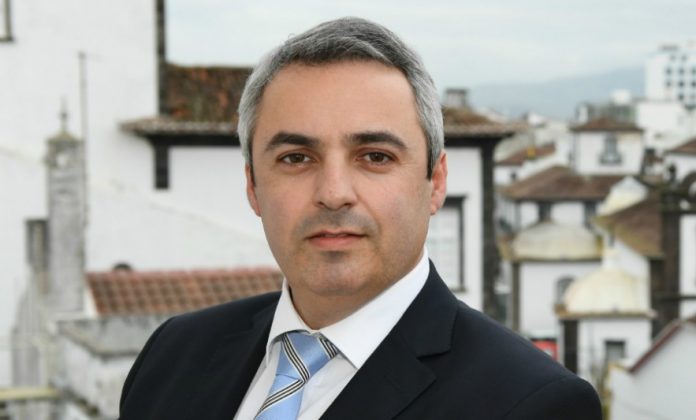DR DR