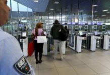 Plenário de inspetores do SEF condiciona serviço de controlo no aeroporto de Lisboa