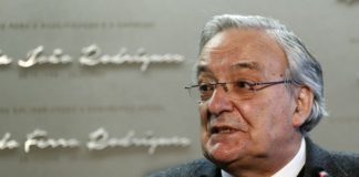 Fernando Rosas lembra papel marcante do dirigente do MRPP