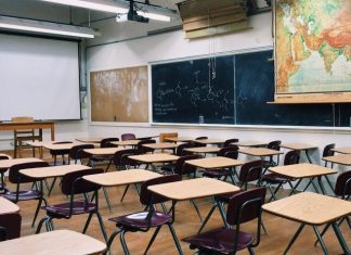 Sindicato diz que vagas “contradizem” incentivos à fixação de professores