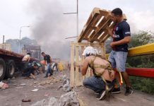 Colômbia anuncia que vai retirar rapidamente os seus diplomatas da Venezuela
