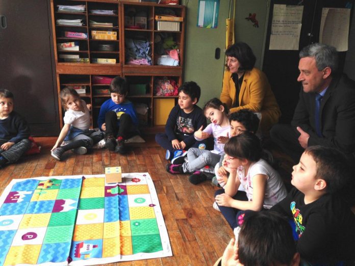 Clubes de Robótica e Programação