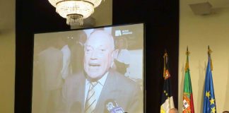Governo dos Açores homenageia José Medeiros Ferreira