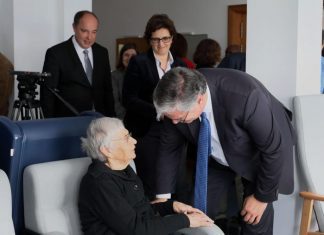 Vasco Cordeiro anuncia criação de mais de 150 novas vagas em lares de idosos
