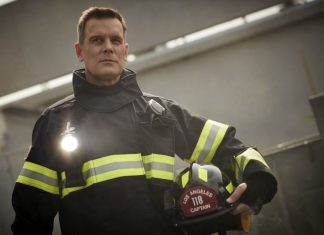 “9-1-1”: A série que rejeita anti-heróis e conta histórias dos que “correm em direção ao perigo”