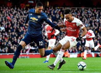 Arsenal quebra ciclo de 13 jogos sem perder do Manchester United em Inglaterra