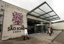 Associação O Joãozinho avança para tribunal para que Hospital São João no Porto cumpra acordo