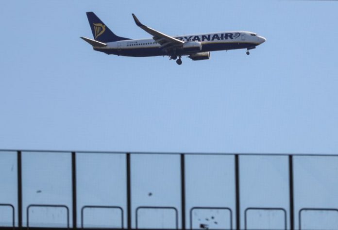 Avião