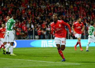 Benfica goleia Moreirense e mantém liderança em igualdade com FC Porto