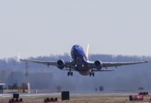 Boeing diz que está a finalizar desenvolvimento do sistema do avião 737 MAX