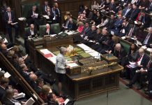Deputados britânicos rejeitam Acordo de Saída pela terceira vez