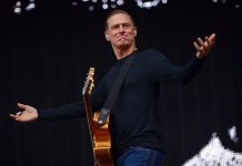 Bryan Adams atua em dezembro em Portugal