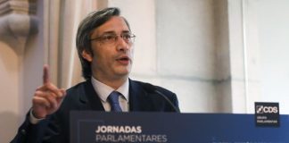 CDS-PP quer ouvir Centeno no parlamento sobre Novo Banco na próxima semana