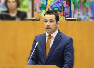 Iniciativa do CDS valoriza um dos principais cartazes turísticos da Terceira