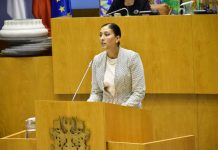 PSD/Açores entrega proposta para criação de carreira científica própria na Região